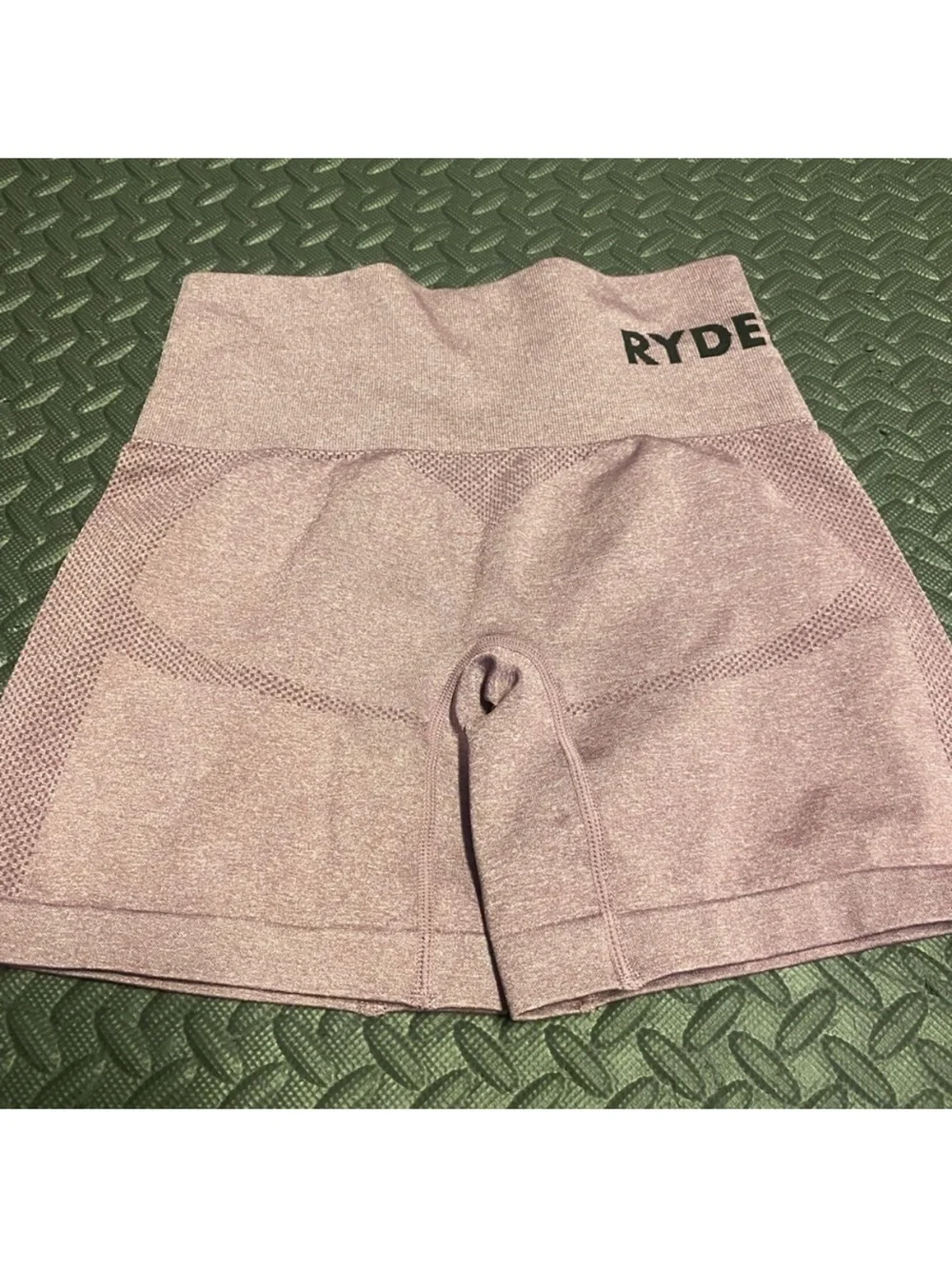 RYDERWEAR SEAMLESS STAPLES SHORTS PURPLE MARL Large